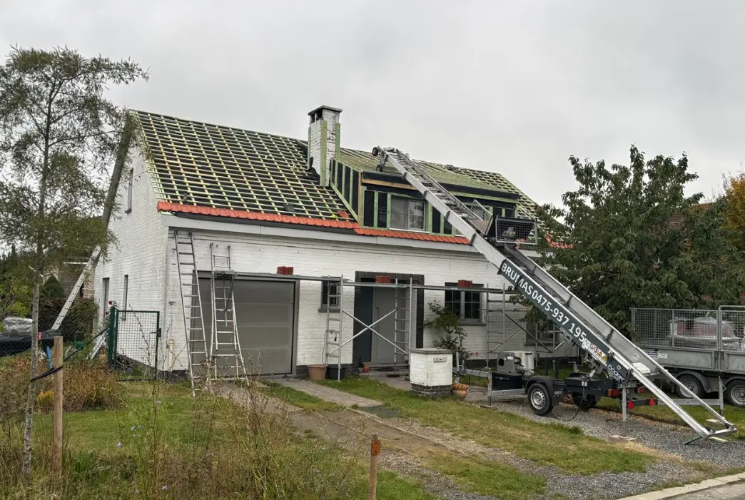 Dakrenovatie door Brumas Grimbergen